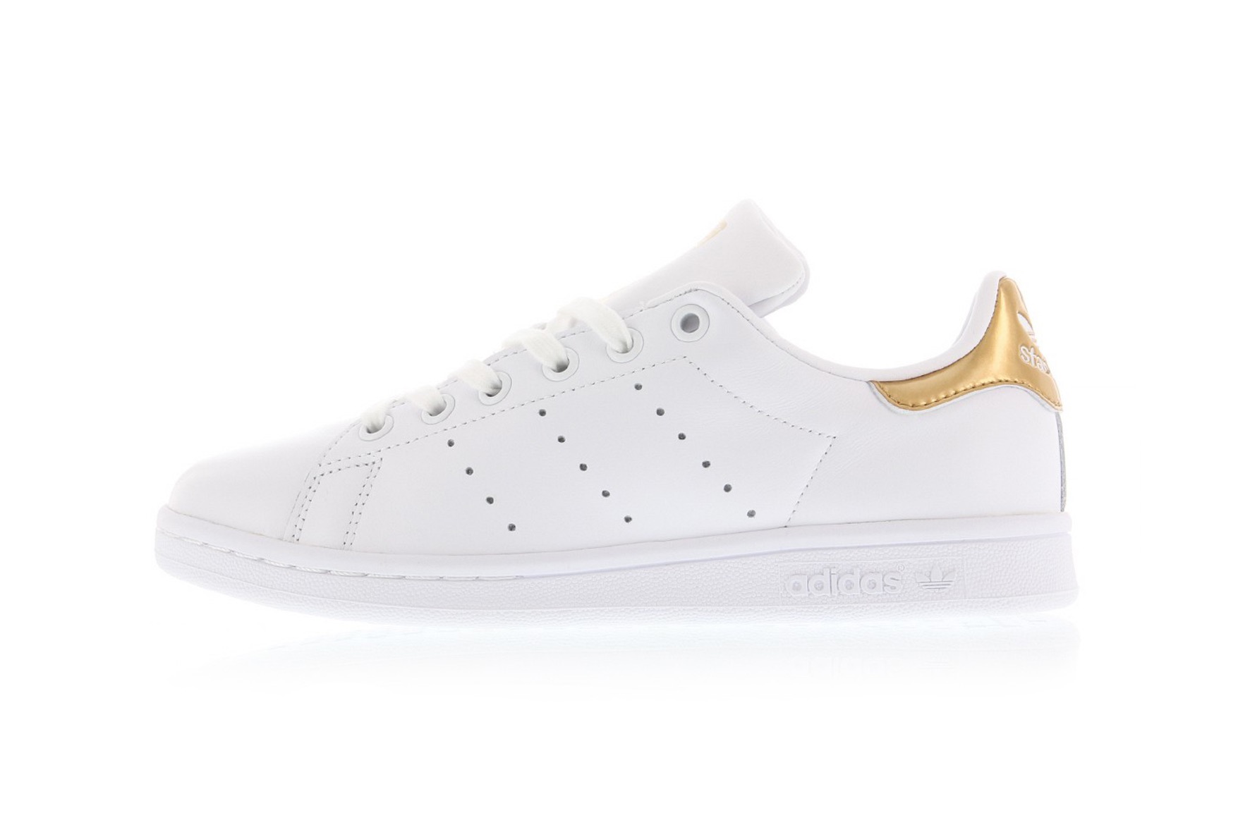 http---bae.hypebeast.com-files-2017-04-adidas-originals-stan-smith-gold-4