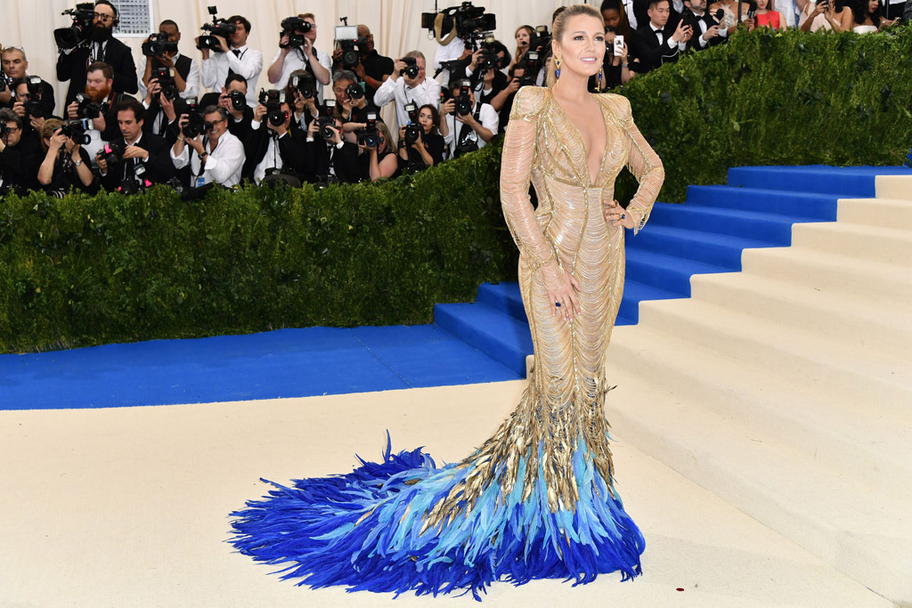 blake-lively-met-gala-2017-red-carpet