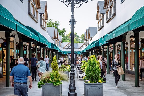 McArthurGlen κλειστό