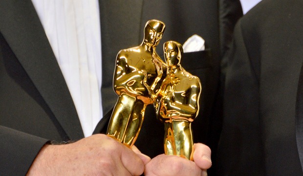 Oscar-statuette-trophy-41.jpg