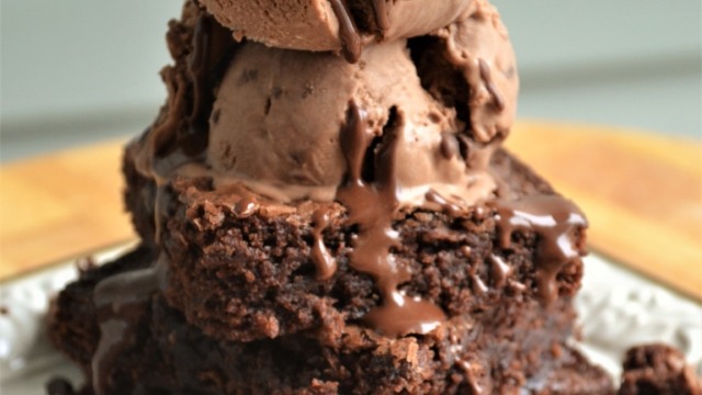 σοκολατόπιτα παγωτό