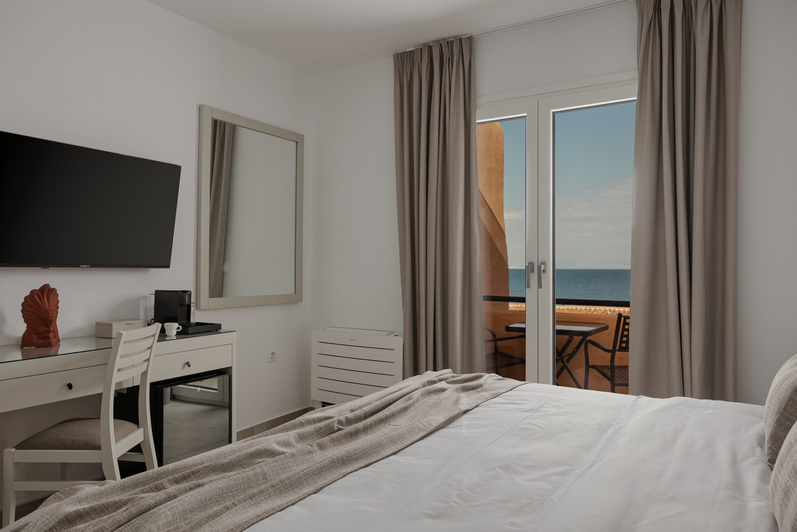Papi Inn Papi Boutique Hotel Αίγινα: Το νέο 4 boutique ξενοδοχείο που ...